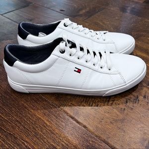 Tommy Hilfiger Mens Shoes 